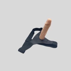 arnés con dildo